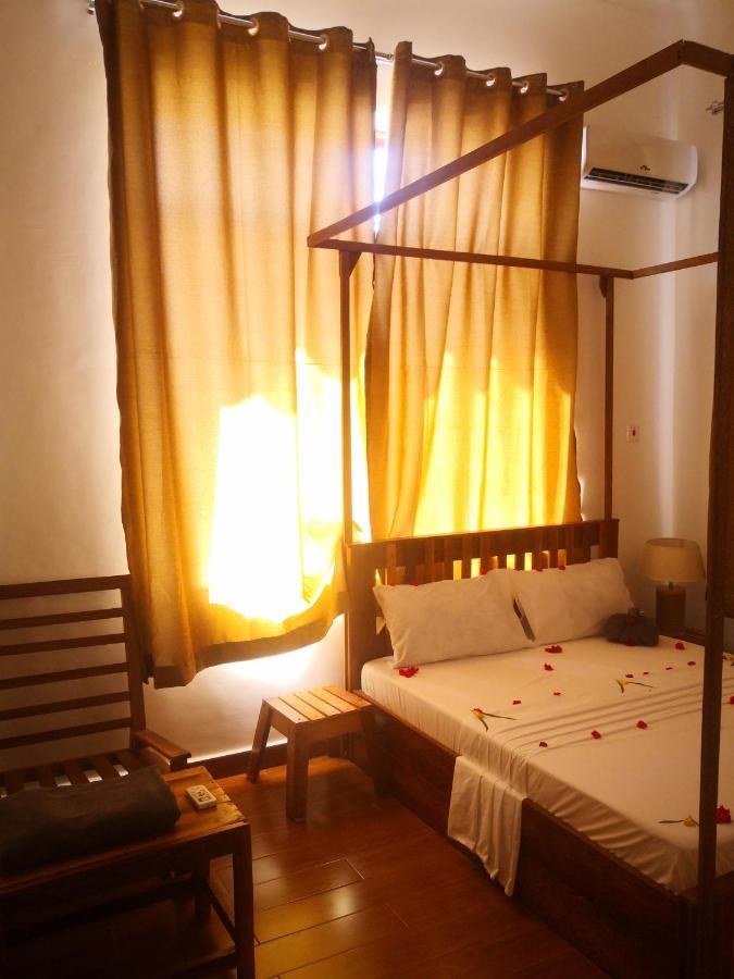 Mambo Inn Нунгві Екстер'єр фото